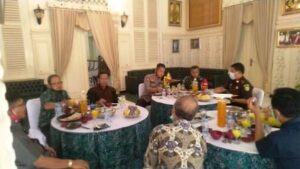 makan2