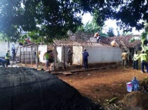 bedah rumah