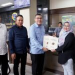 Tinjau Pelataran